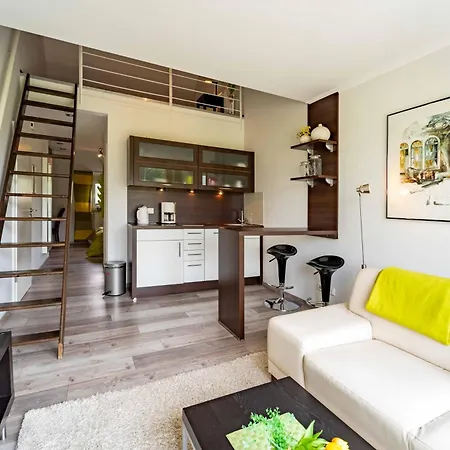 2 Engel Und Co Hello Holidays Апартаменты Бад-Цвишенан